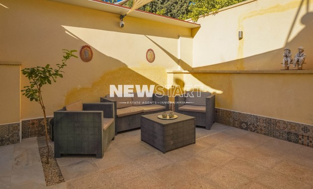 Wiederverkauf - Freistehend - La Marina - Urb. El Oasis