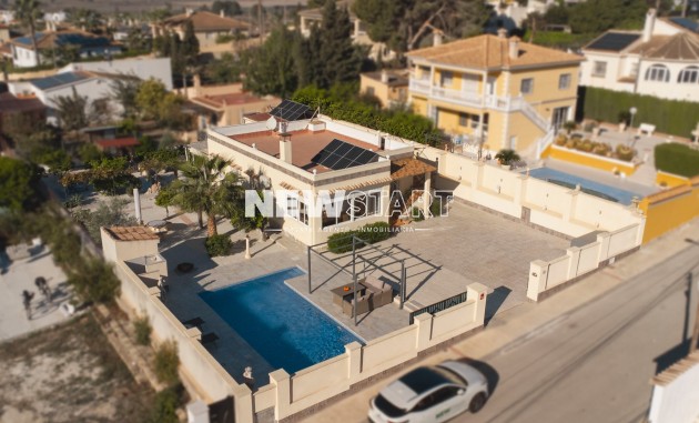 Wiederverkauf - Freistehend - La Marina - Urb. El Oasis