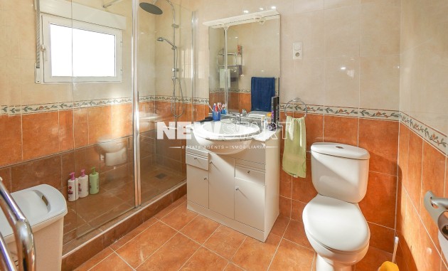 Återförsäljning - Fristående - La Marina - Urb. La Marina