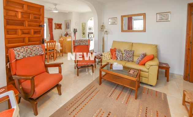 Återförsäljning - Fristående - La Marina - Urb. La Marina