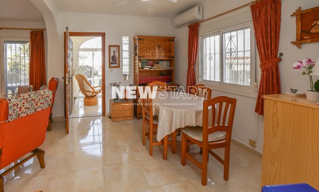 Återförsäljning - Fristående - La Marina - Urb. La Marina