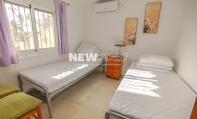 Återförsäljning - Fristående - La Marina - Urb. La Marina