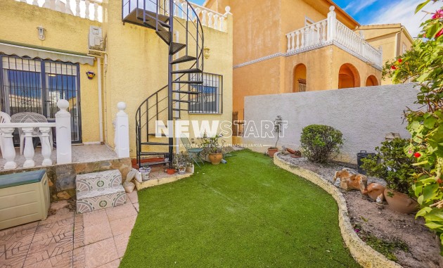 Återförsäljning - Fristående - La Marina - Urb. La Marina