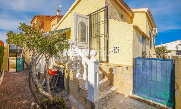 Återförsäljning - Fristående - La Marina - Urb. La Marina