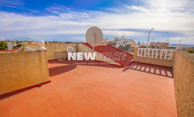 Återförsäljning - Fristående - La Marina - Urb. La Marina