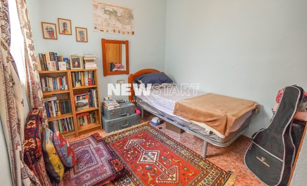 Reventa - Apartamento - La Marina - Urb. La Marina