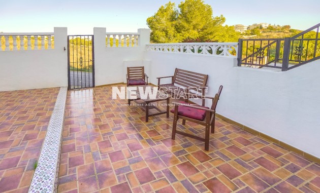 Reventa - Apartamento - La Marina - Urb. La Marina