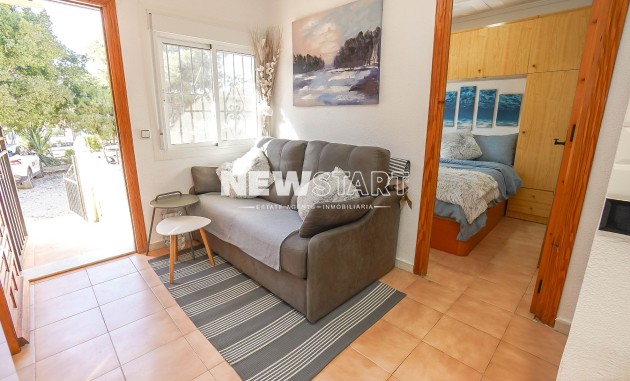 Resale - Terraced - La Marina - Urb. La Marina