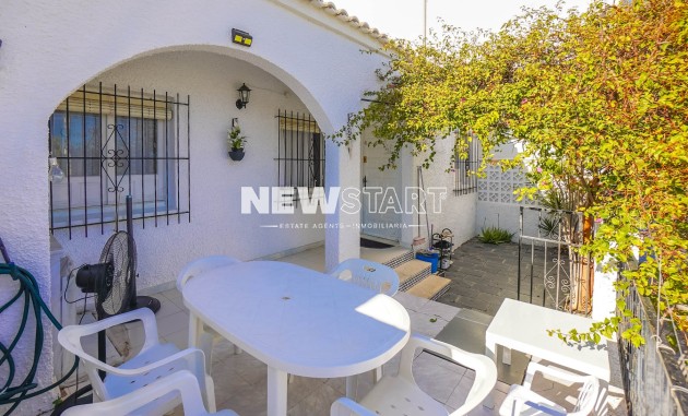 Herverkoop - Rijtjeswoning - La Marina - Urb. La Marina