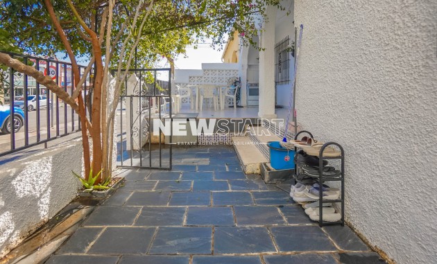 Herverkoop - Rijtjeswoning - La Marina - Urb. La Marina