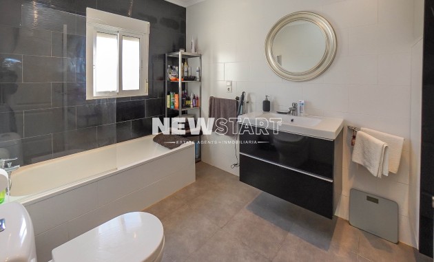 Revente - Détaché - La Marina - Urb. La Marina