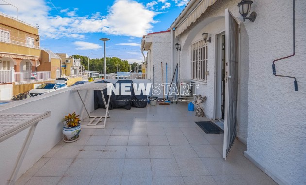 Revente - Mitoyenne - La Marina - Urb. La Marina