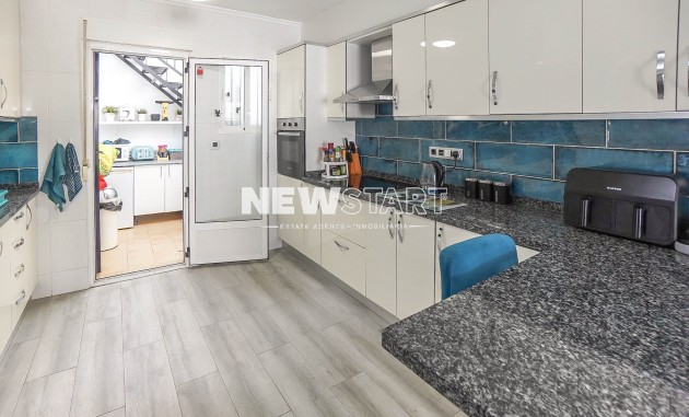 Reventa - Quad - La Marina - Urb. La Marina