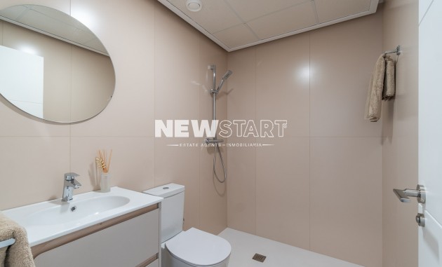 Obra nueva - Apartamento - Playa Flamenca
