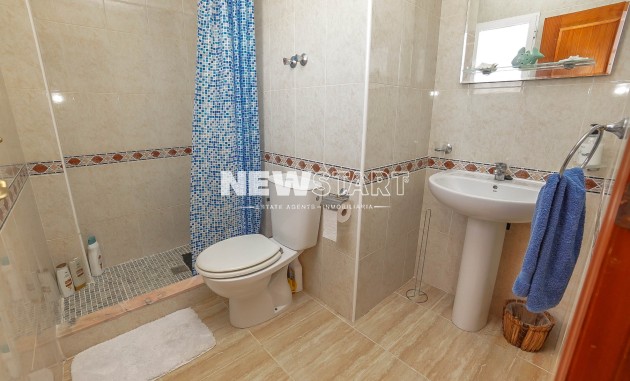 Wiederverkauf - Freistehend - La Marina - Urb. La Marina