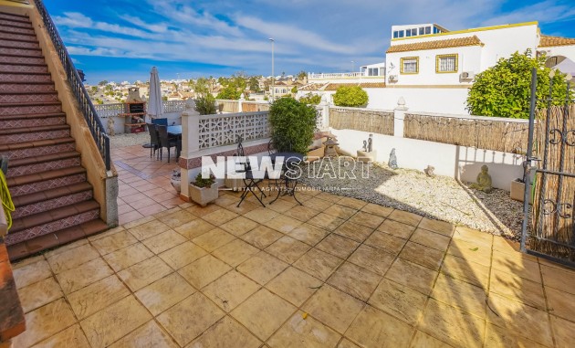 Wiederverkauf - Freistehend - La Marina - Urb. La Marina