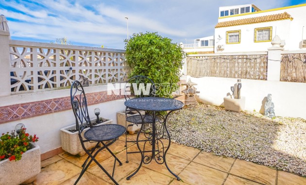 Wiederverkauf - Freistehend - La Marina - Urb. La Marina