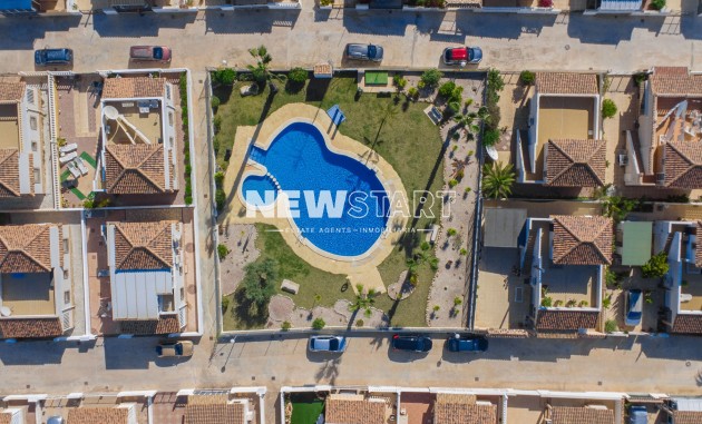 Wiederverkauf - Freistehend - La Marina - Urb. La Marina