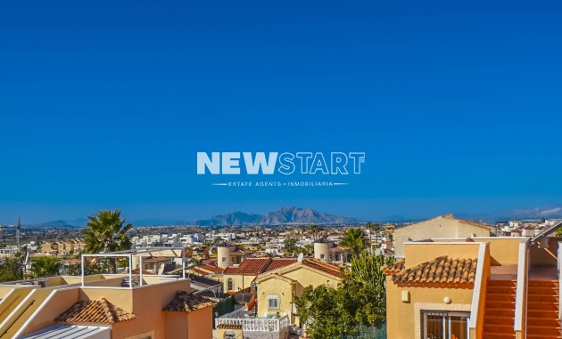 Wiederverkauf - Doppelhaushälfte - La Marina - Urb. La Marina