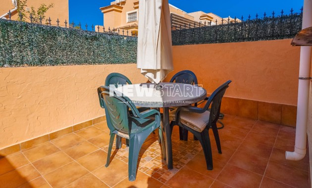 Wiederverkauf - Doppelhaushälfte - La Marina - Urb. La Marina