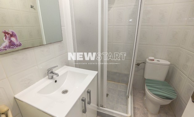 Reventa - Adosado - La Marina - Urb. La Marina