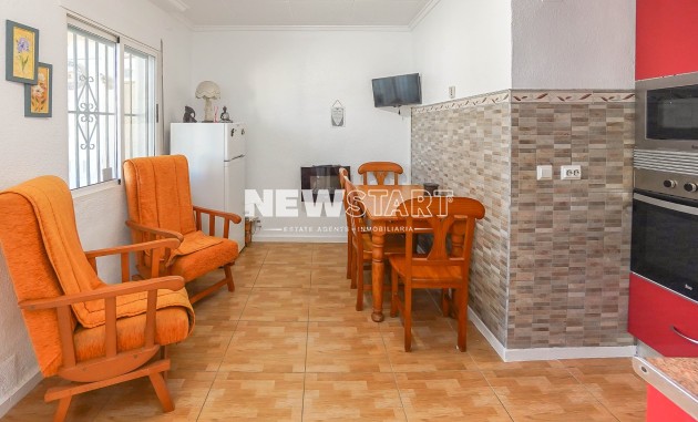 Reventa - Adosado - La Marina - Urb. La Marina