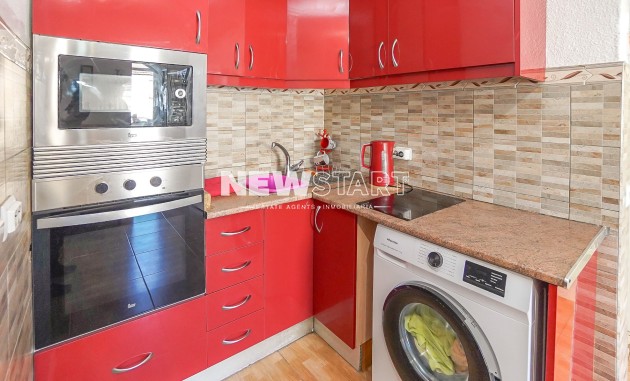 Reventa - Adosado - La Marina - Urb. La Marina