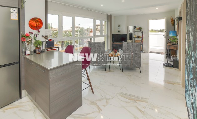 Resale - Apartment - La Marina - El Pinet