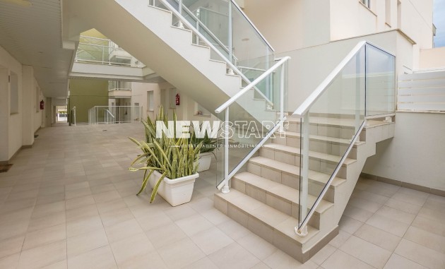 Resale - Apartment - La Marina - El Pinet