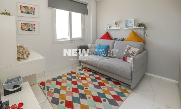 Återförsäljning - Lägenhet - La Marina - El Pinet