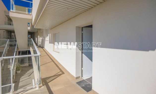 Återförsäljning - Lägenhet - La Marina - El Pinet