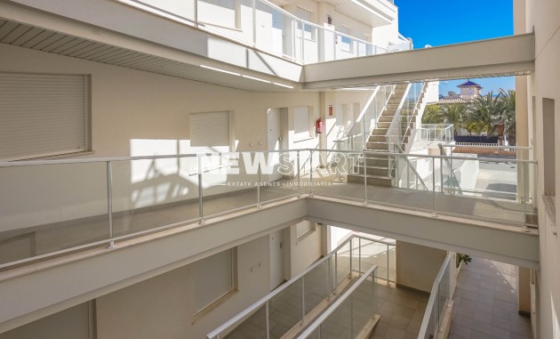 Återförsäljning - Lägenhet - La Marina - El Pinet