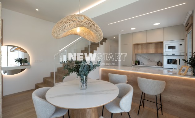 Obra nueva - Adosado - Los Alcázares