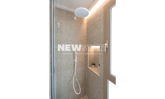 Obra nueva - Adosado - Los Alcázares