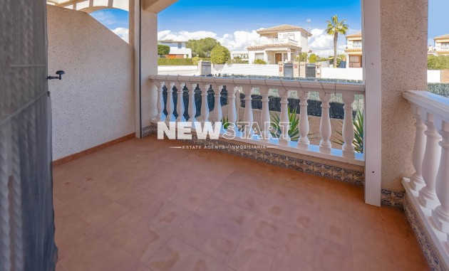 Resale - Quad - La Marina - Urb. La Marina