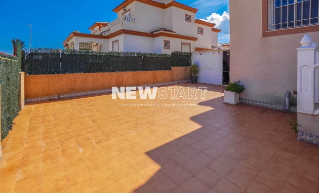 Resale - Quad - La Marina - Urb. La Marina