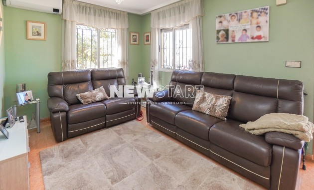 Resale - Quad - La Marina - Urb. La Marina