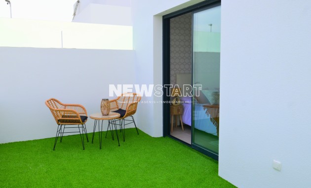 Obra nueva - Adosado - Dolores