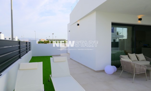 Obra nueva - Adosado - Dolores