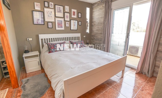 Resale - Quad - La Marina - Urb. La Marina