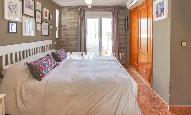 Resale - Quad - La Marina - Urb. La Marina