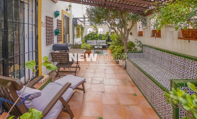 Resale - Quad - La Marina - Urb. La Marina