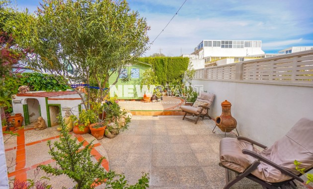 Resale - Quad - La Marina - Urb. La Marina