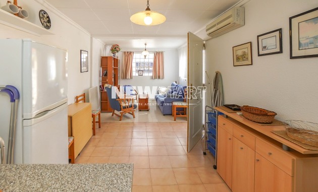 Återförsäljning - Bungalow - La Marina - Urb. La Marina