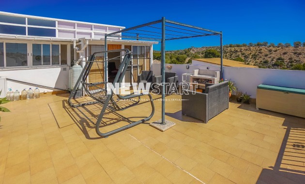 Resale - Quad - La Marina - Urb. La Marina