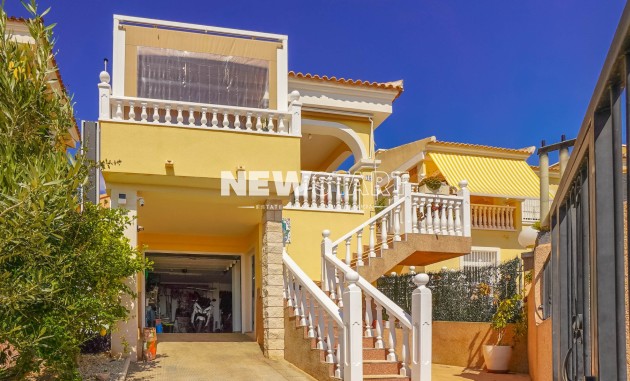 Resale - Detached - La Marina - Urb. La Marina