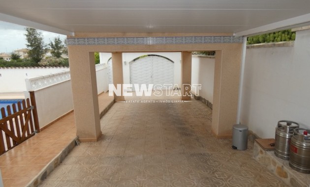 Resale - Detached - La Marina - Urb. La Marina