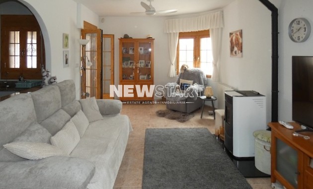 Resale - Detached - La Marina - Urb. La Marina