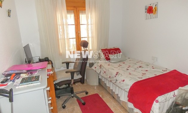 Resale - Detached - La Marina - Urb. La Marina