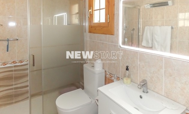 Resale - Detached - La Marina - Urb. La Marina